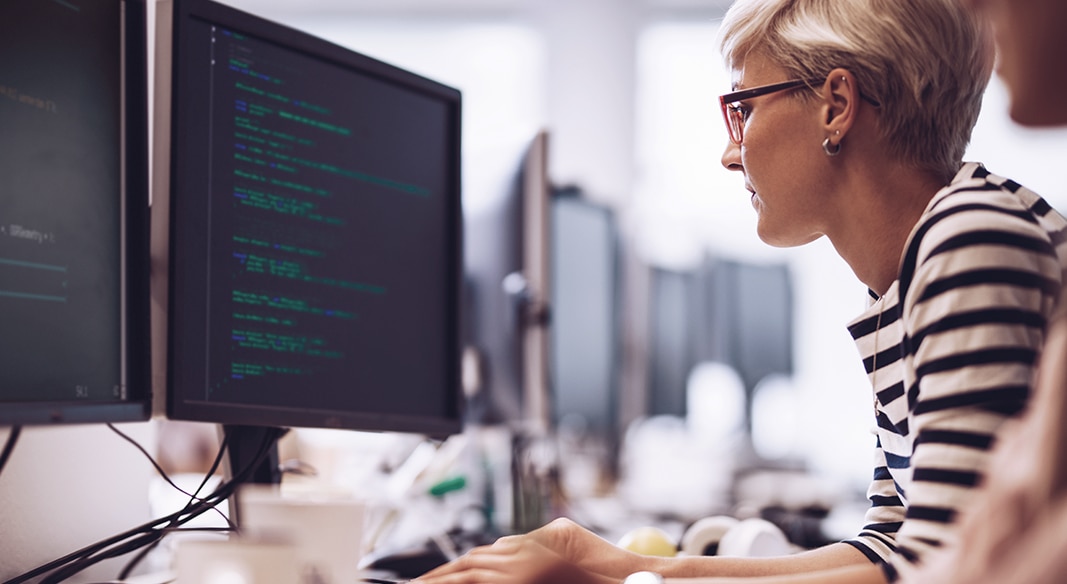 Detenga las amenazas de día cero con WildFire avanzado y prevención avanzada de amenazas