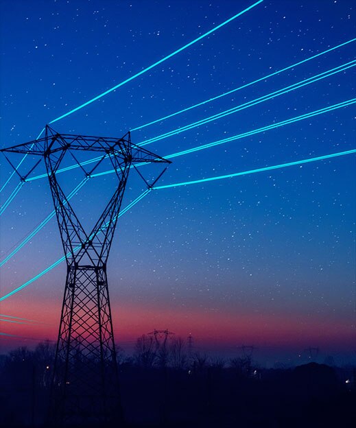 torre de electricidad y tendido eléctrico
